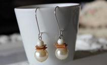 Cork earrings with pearls